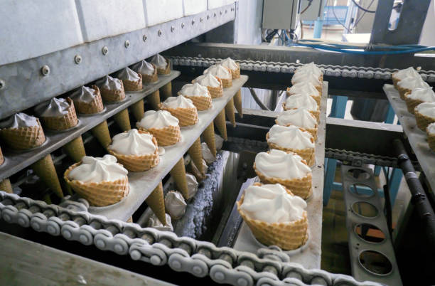 The conveyor automatic lines for the production of ice cream